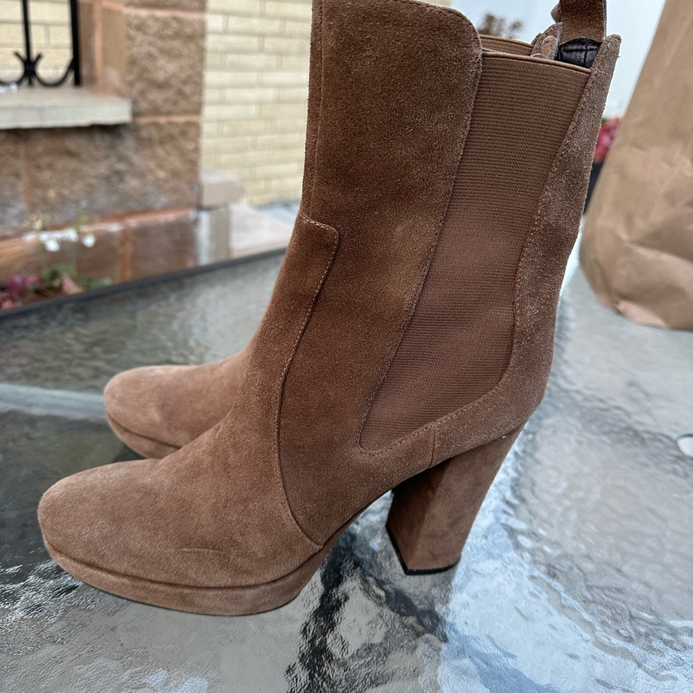 Nine West Suede Platform Boots Size 8.5